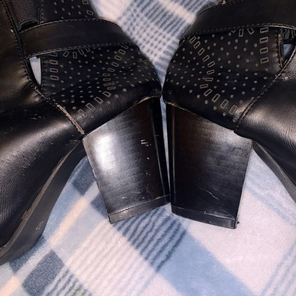 Booties - Picture 5 of 5